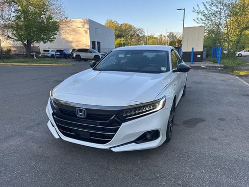 Used 2022 Honda Accord Sport image 6