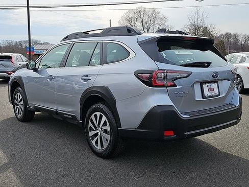 Used 2025 Subaru Outback AWD/4WD image 5