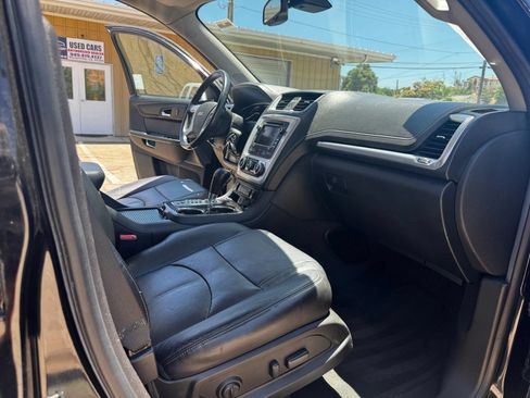 Used 2016 GMC Acadia SLT w/ Premium Edition FWD image 7