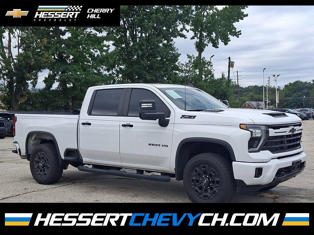 Used 2024 Chevrolet Silverado 2500 LT w/ Z71 Sport Edition AWD/4WD image 1