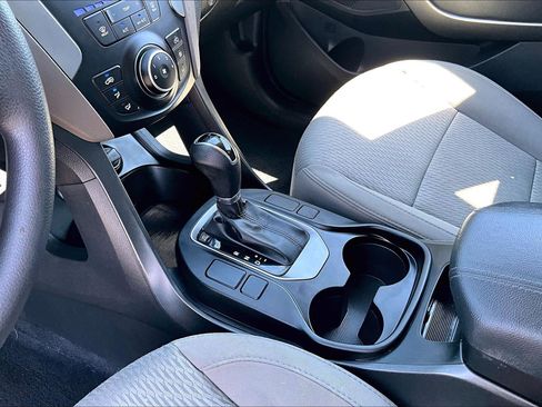 Used 2017 Hyundai Santa Fe Sport FWD image 13