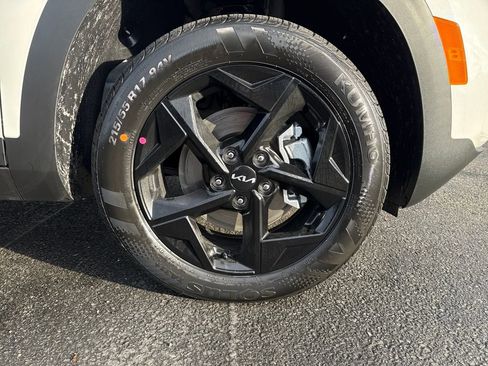 New 2026 Kia Seltos EX image 26