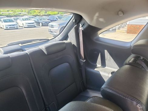 Used 2010 Hyundai Veracruz Limited image 8