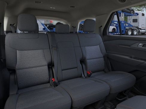 New 2026 Ford Explorer Active image 11