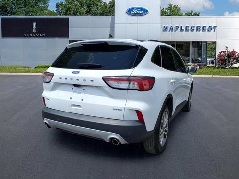 Used 2022 Ford Escape SEL w/ Technology Package AWD/4WD image 4