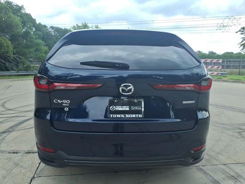 Used 2024 MAZDA CX-90 Plug-In Hybrid w/ Preferred AWD/4WD image 4