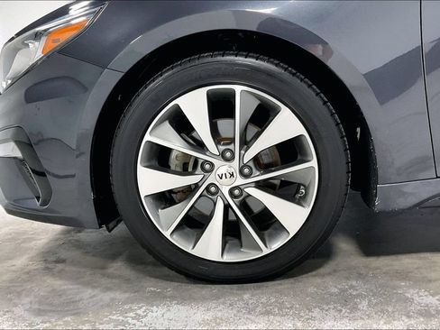 Used 2019 Kia Optima S FWD image 10