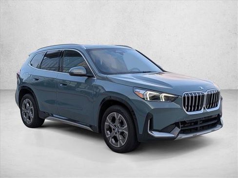 Used 2026 BMW X1 xDrive28i AWD/4WD image 3
