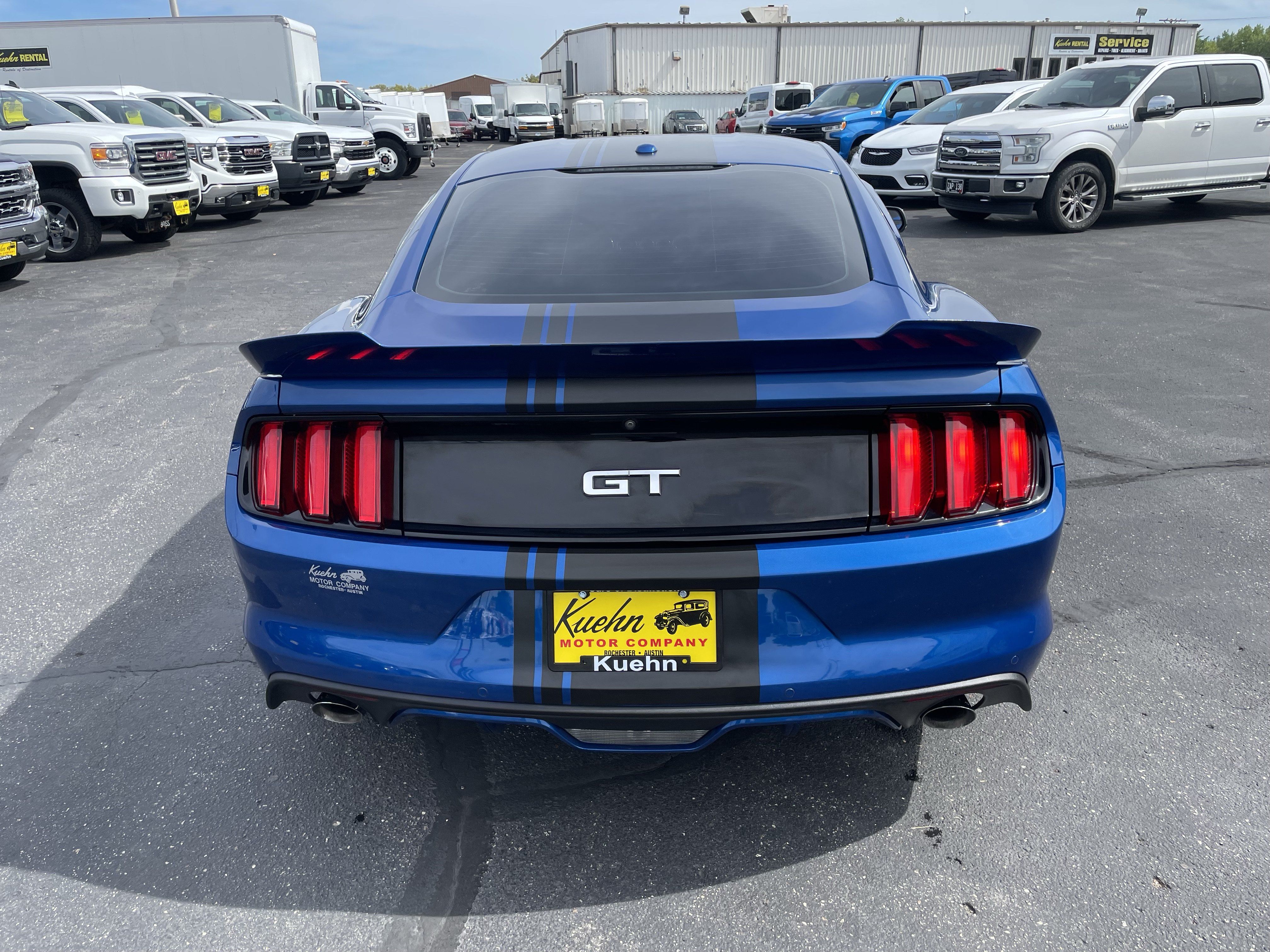 Used 2017 Ford Mustang GT Premium w/ GT Performance Package RWD image 7