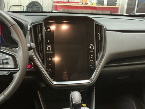 Certified 2025 Subaru Crosstrek 2.5i Limited image 24