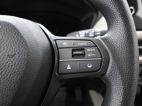 Used 2026 Honda HR-V LX image 17