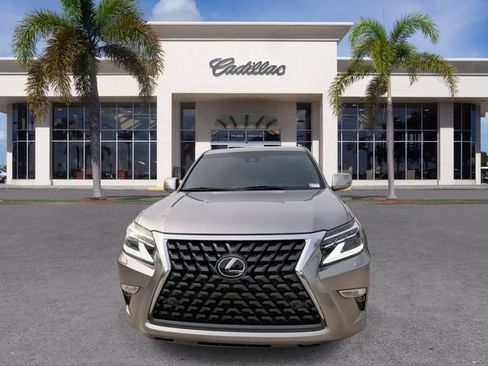 Used 2022 Lexus GX 460 Premium w/ Premium Package AWD/4WD image 4