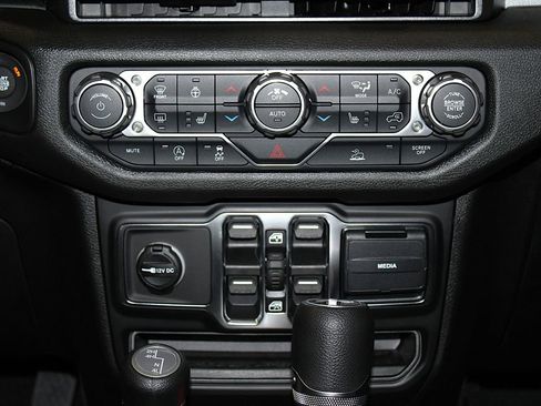 New 2026 Jeep Wrangler Sport S image 19