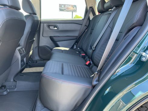 New 2026 Nissan Rogue SV AWD/4WD image 19