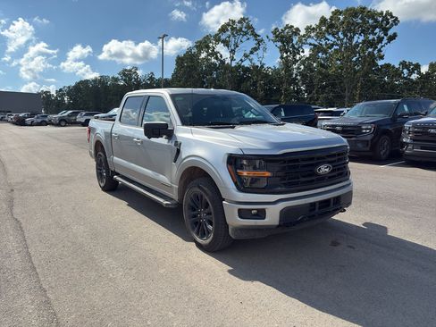 Used 2025 Ford F150 XLT w/ Equipment Group 302A MID AWD/4WD image 4