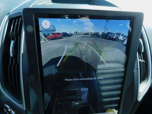 Used 2023 Ford Edge SEL image 28