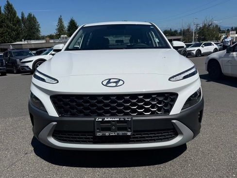 Used 2023 Hyundai Kona SE AWD/4WD image 2