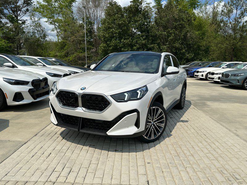 New 2026 BMW X2 xDrive28i w/ Technology Package AWD/4WD image 1