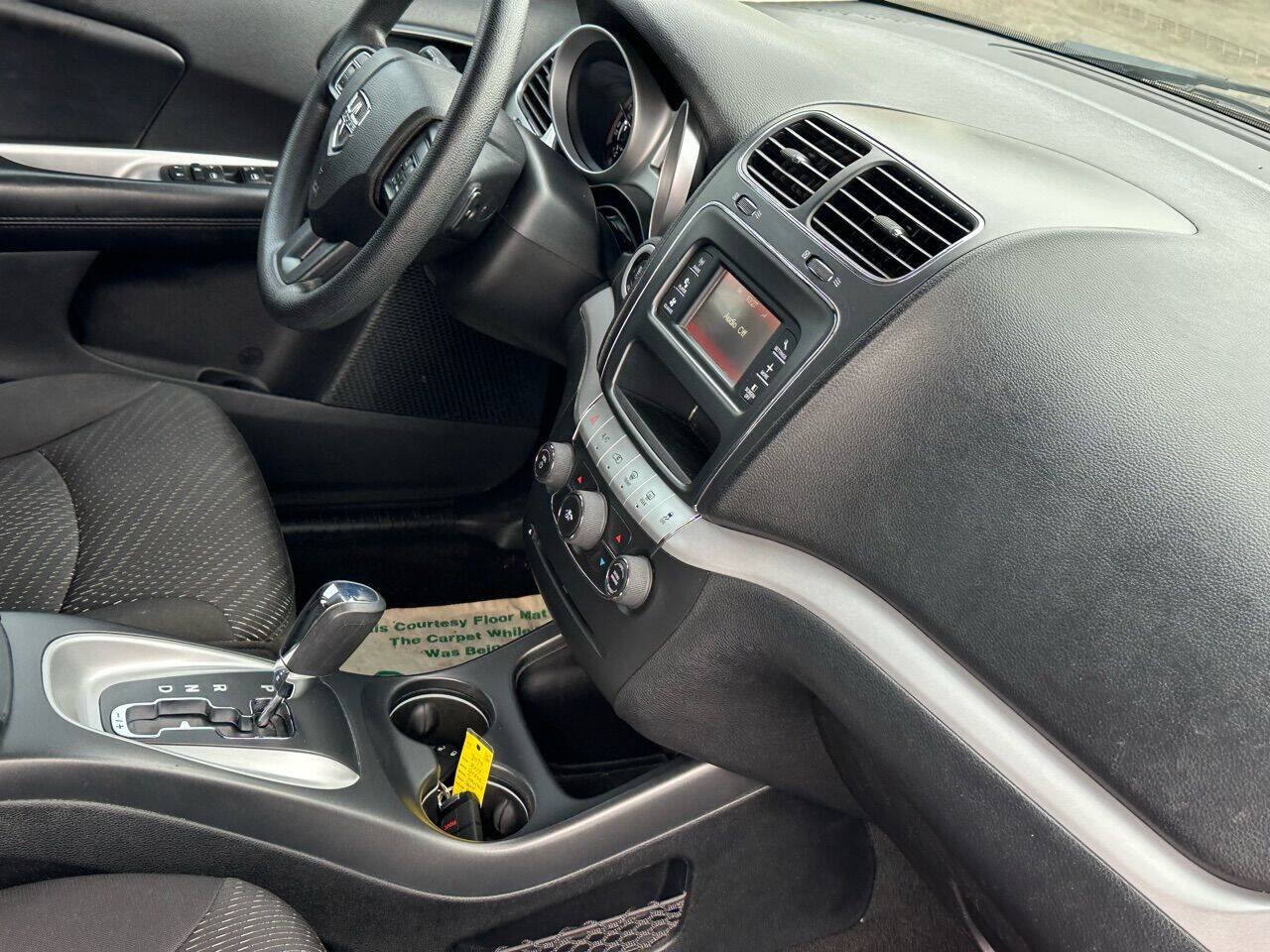 Used 2014 Dodge Journey American Value Package w/ Flexible Seating Group FWD image 12