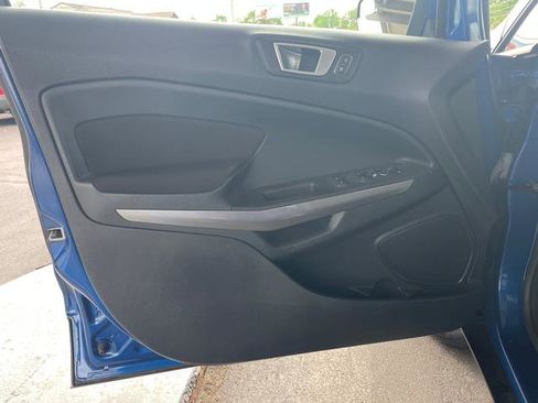 Used 2018 Ford EcoSport SE AWD/4WD image 9