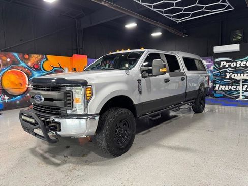 Used 2018 Ford F350 XL w/ Power Equipment Group AWD/4WD image 1