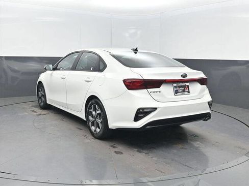 Used 2021 Kia Forte LXS image 3