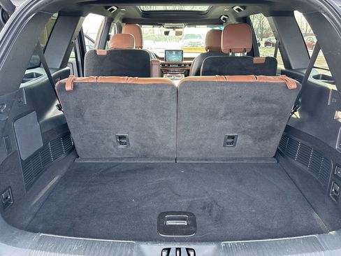 Used 2023 Lincoln Aviator Reserve image 31