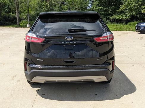 Used 2023 Ford Edge SEL w/ Convenience Package AWD/4WD image 4