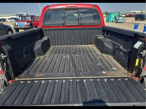 Used 2011 Toyota Tacoma PreRunner w/ Convenience Pkg image 25