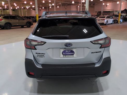 Certified 2024 Subaru Outback Onyx Edition AWD/4WD image 4