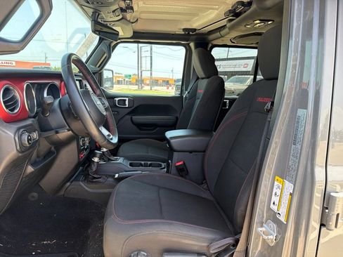 Used 2020 Jeep Gladiator Rubicon AWD/4WD image 12