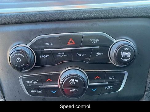 Used 2019 Dodge Charger GT image 12