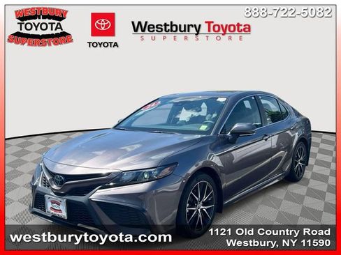 Certified 2024 Toyota Camry SE AWD/4WD image 3