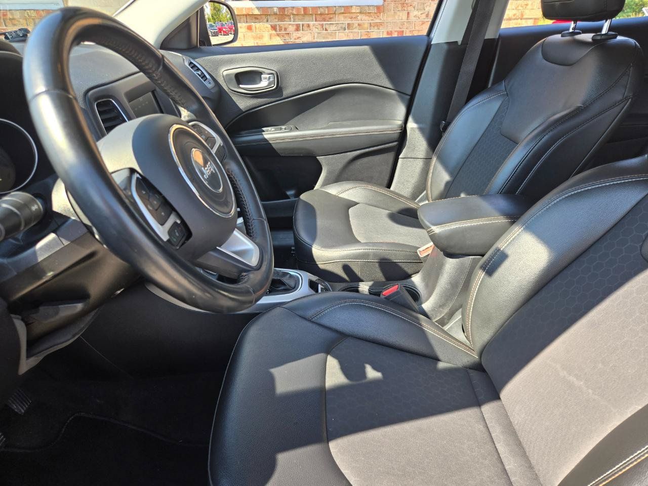 Used 2019 Jeep Compass Latitude AWD/4WD image 19