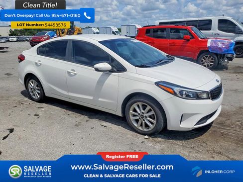Used 2017 Kia Forte S FWD image 5