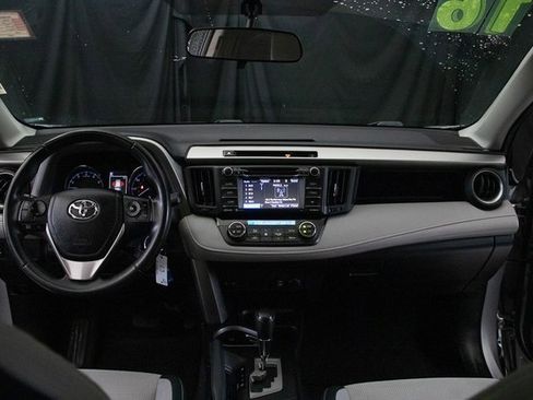 Used 2016 Toyota RAV4 XLE image 21