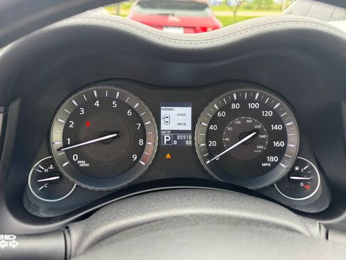 Used 2013 INFINITI M37 x w/ Premium Pkg AWD/4WD image 18