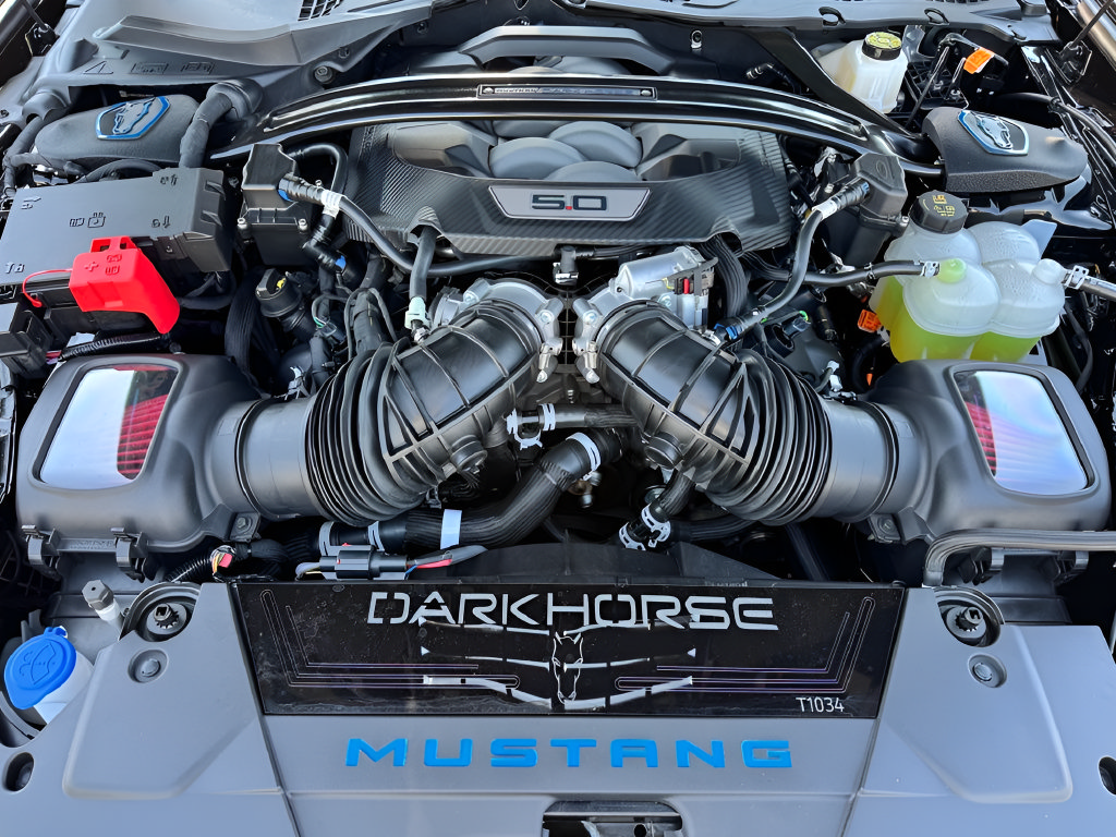 Used 2026 Ford Mustang Dark Horse RWD image 23