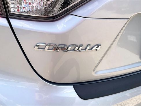 Used 2025 Toyota Corolla LE FWD image 27