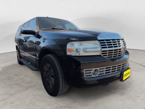 Used 2009 Lincoln Navigator 4WD image 6