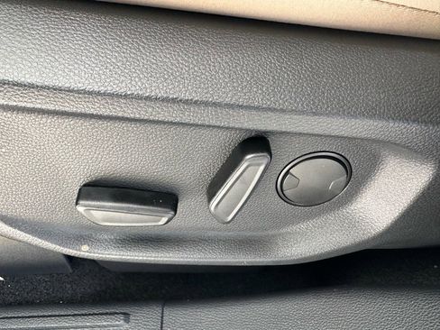 New 2025 Ford Ranger Lariat w/ Chrome Accent Package image 34