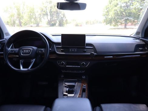 Used 2018 Audi Q5 2.0T Premium Plus w/ Premium Plus Package AWD/4WD image 16