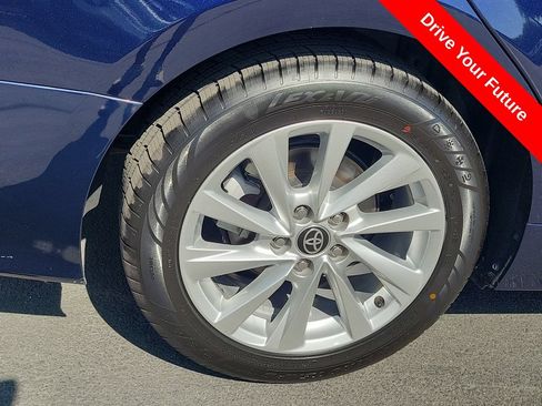 Used 2021 Toyota Camry LE FWD image 30