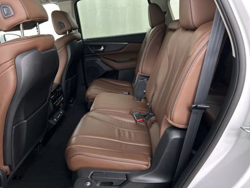 Used 2023 Acura MDX SH-AWD w/ Advance Package image 25