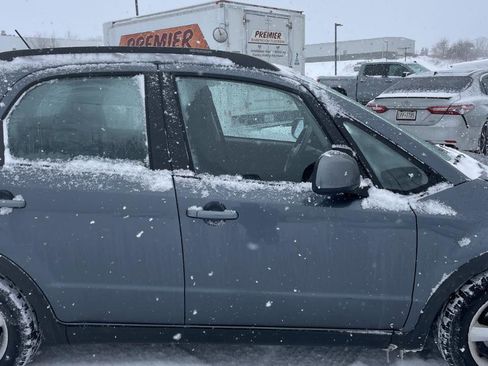 Used 2008 Suzuki SX4 AWD Hatchback image 11