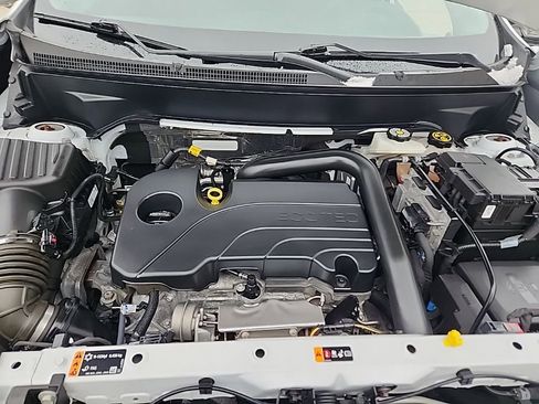 Used 2023 GMC Terrain SLE w/ Driver Convenience Package image 33