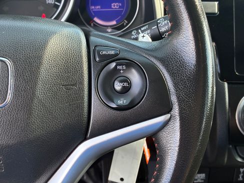 Used 2018 Honda Fit Sport image 20