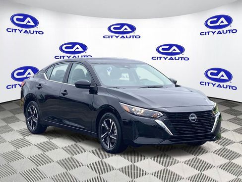 Used 2025 Nissan Sentra SV FWD image 1
