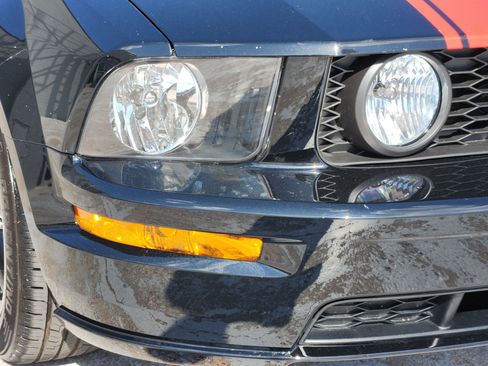 Used 2006 Ford Mustang GT Premium RWD image 9