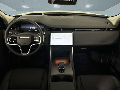 Certified 2025 Land Rover Discovery Sport S image 14